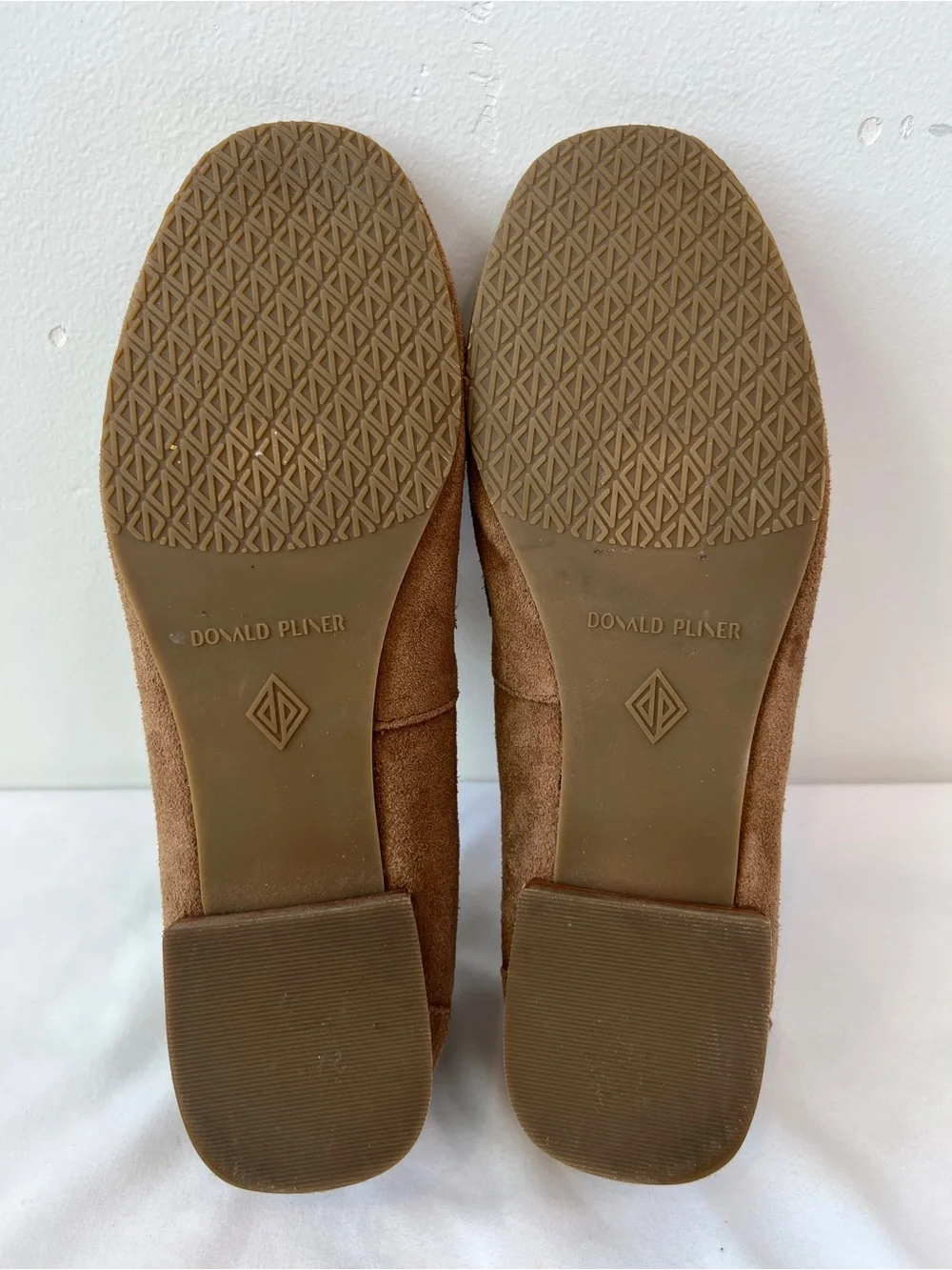 Donald Pliner Fabia Suede Tassel Bit Loafers Saddle Brown Womens Size 6.5